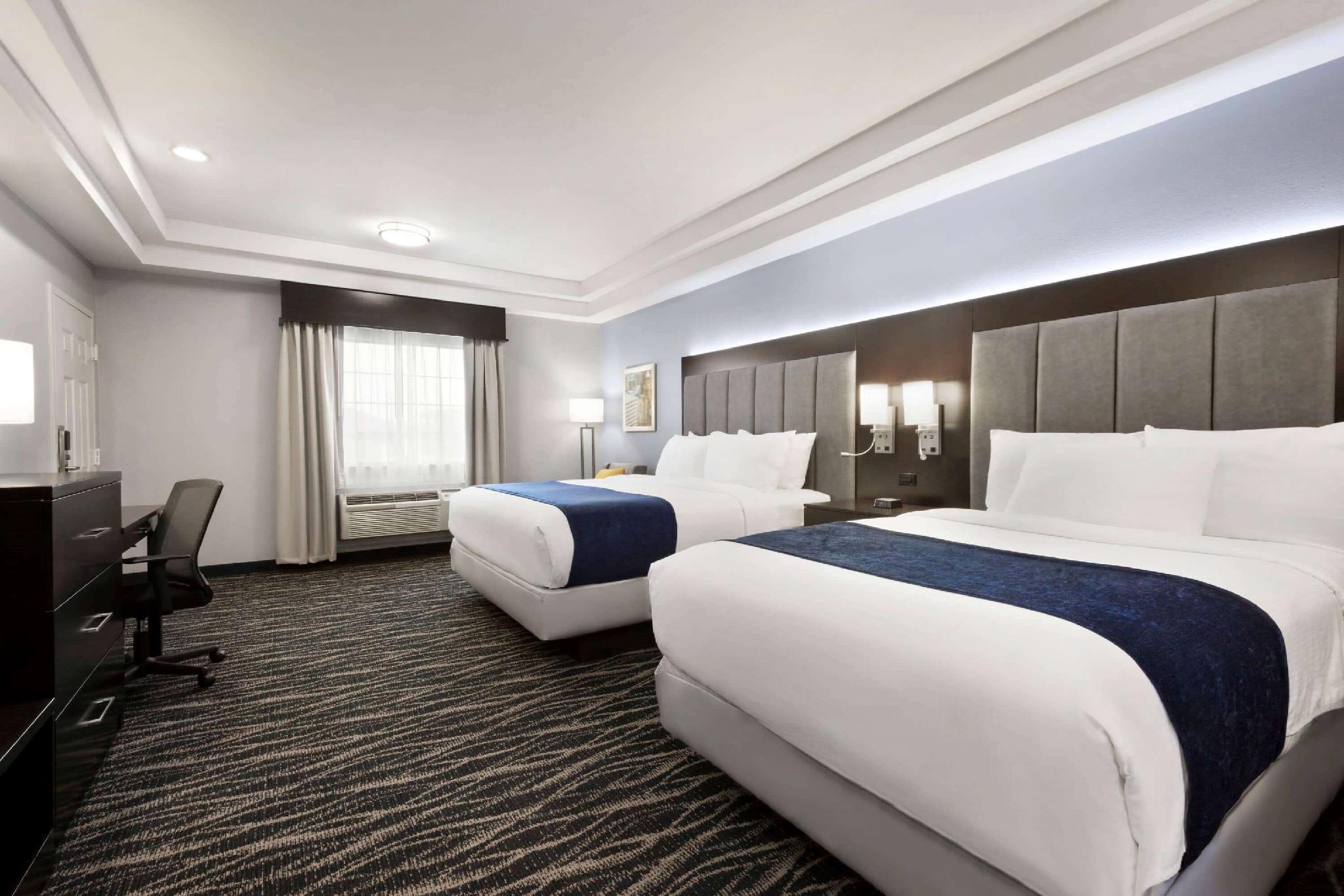 Days Inn & Suites By Wyndham Houston Hobby Airport מראה חיצוני תמונה